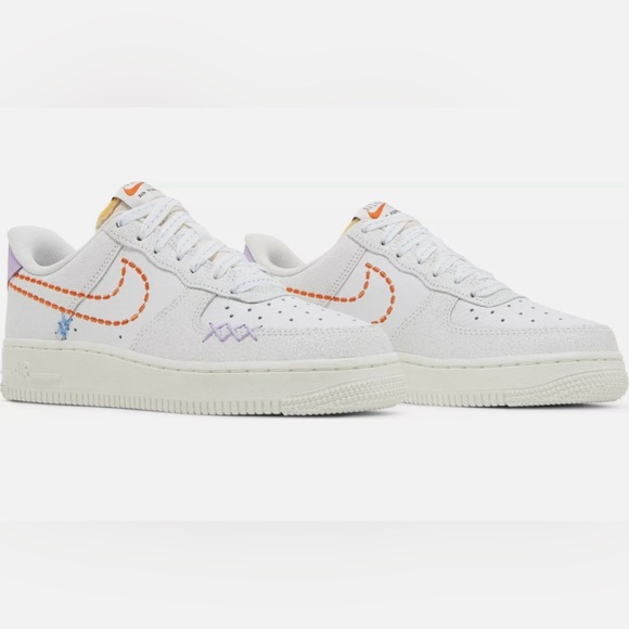 Womens Nike AIR FORCE 1 LOW '07 SE - Picture 3 of 11